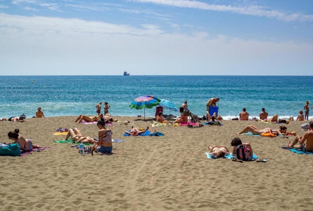 Apartamento El Dorado Cerca Del Mar Málaga Exterior foto